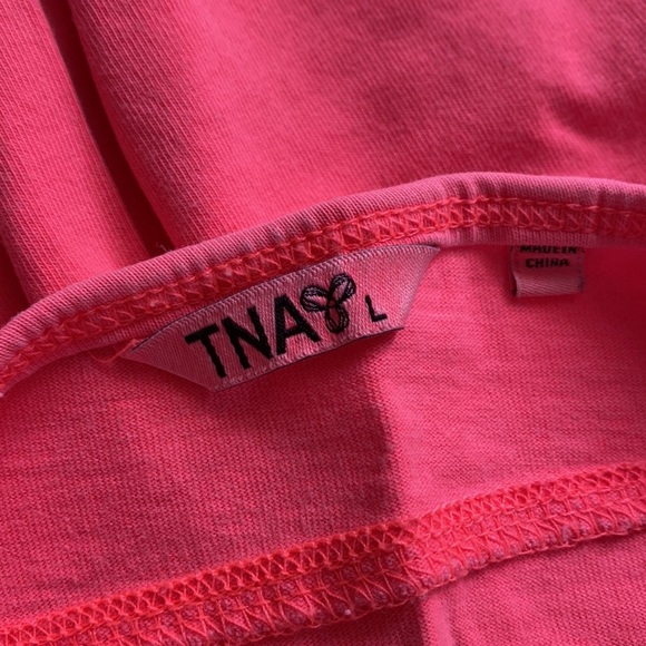 TNA by Aritzia summer dress neon pink Sz L - Picture 6 of 7